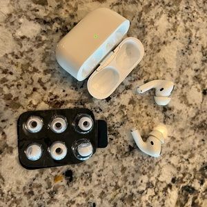 Apple AirPods Pro